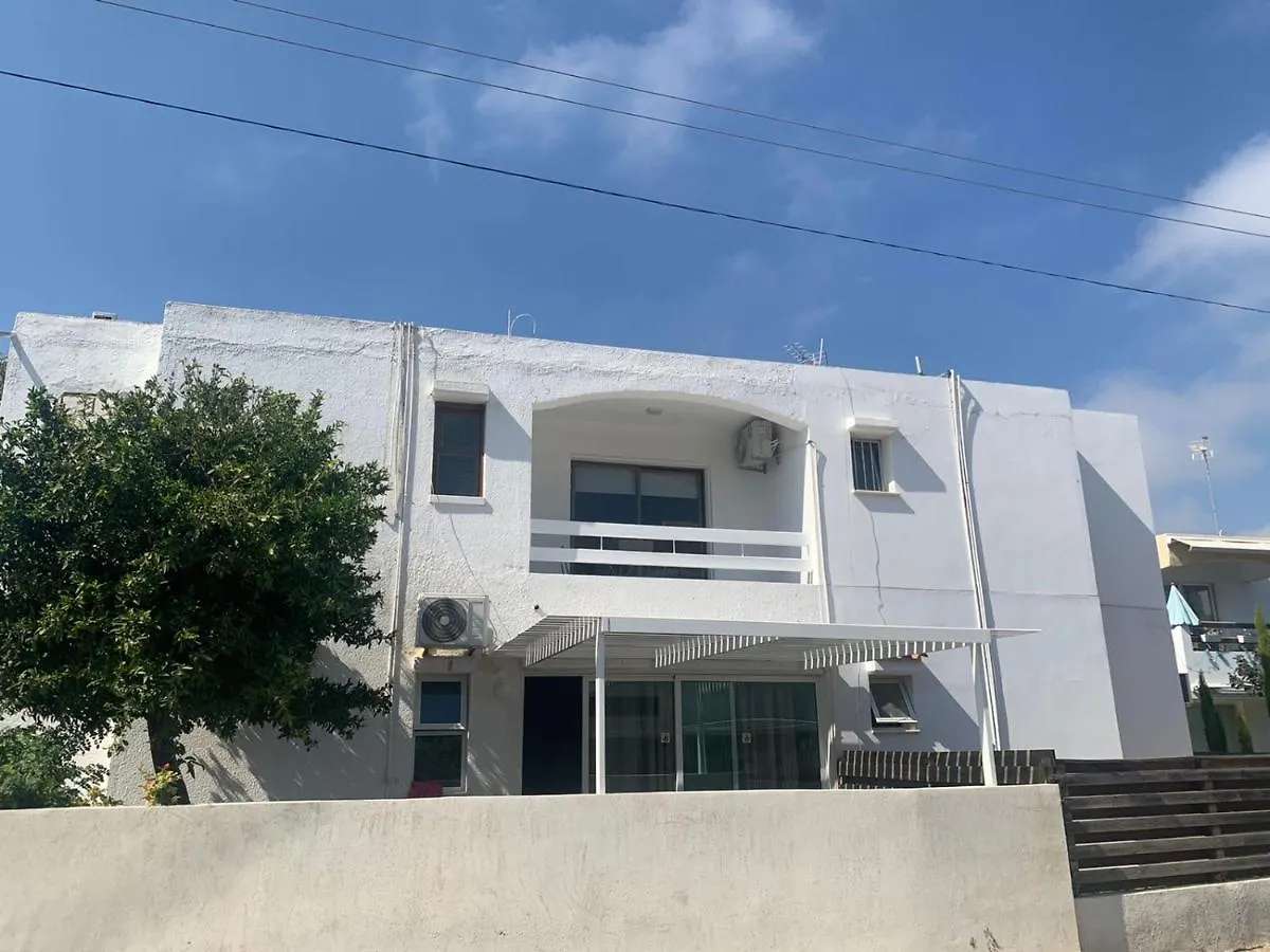 Prestige Worldwide Apartments Αγία Νάπα